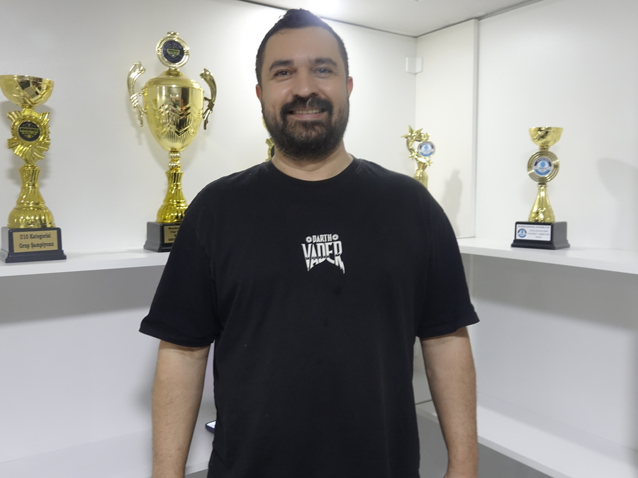 Yönetim Kurulu Üyesi